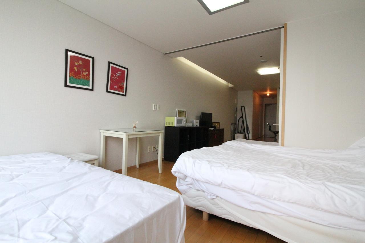 Gangnam Galaxy Lux Apt Gwacheon 外观 照片